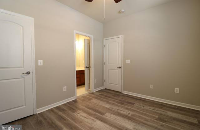 25585 FELTRE Terrace Gallery 4