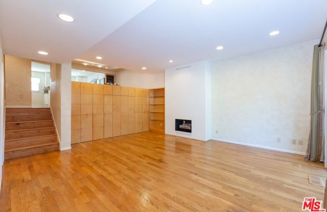4745 LA VILLA MARINA - 4745 La Villa Marina, Los Angeles, CA 90292