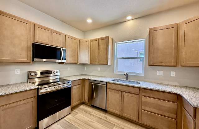 Brand-New 2-Bed Patio Home in Stetson Hills, Colorado Spring Gallery 1