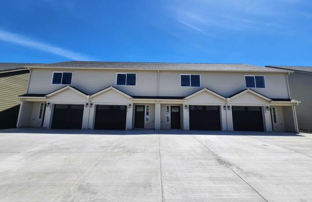 Brand New 4-Plex in Winlock - 1002 Peach Road, Lewis County, WA 98596