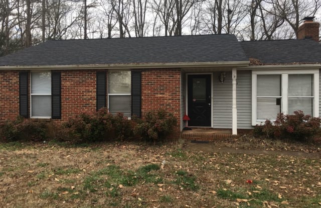 5800 Sunset Chase Lane - 5800 Sunset Chase Lane, Charlotte, NC 28212