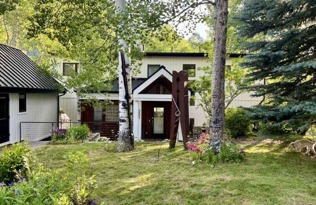 262 Eastwood Drive photos photos