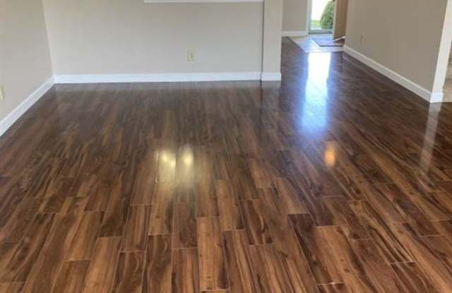 10397 Hickory Hill Drive Gallery 3