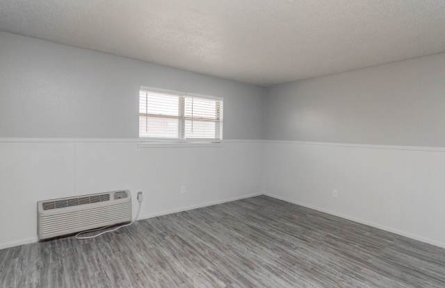 Move-In Special No Deposit HURRY ENDS SOON!! photos photos
