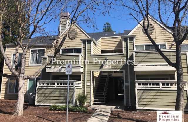 Move-in Ready 2BD/1BA Upper-Level, End Unit Condo at the Reflections, SR- Available NOW! - 275 Reflections Drive, San Ramon, CA 94583
