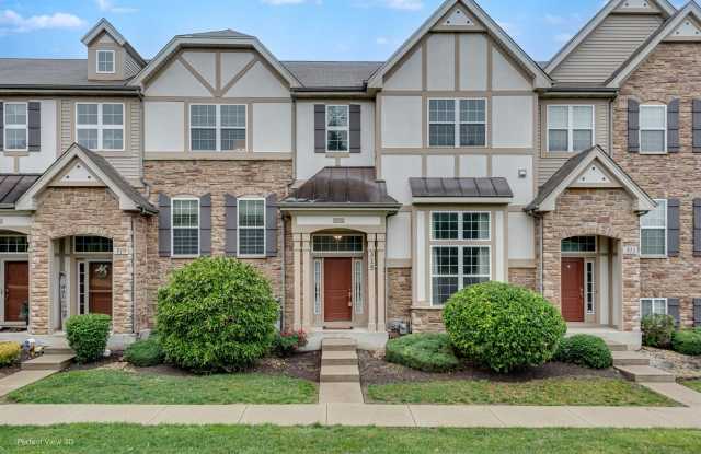 315 Saunders Circle photos photos