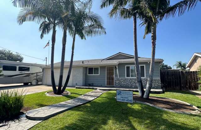 Beautifully landscaped 3BR/2BA house in Lakeside, with 2 car garage, covered patio and fenced back yard available on or about August 1, 2025. photos photos