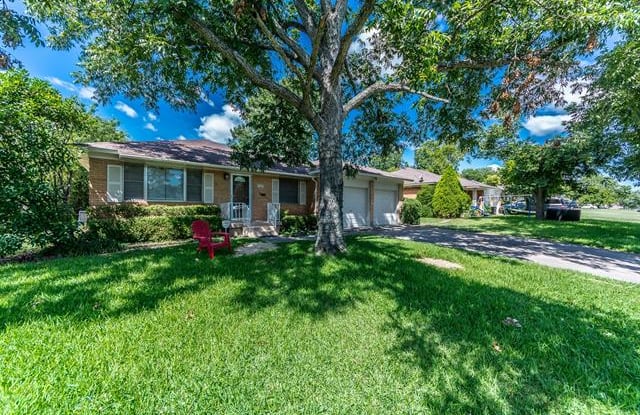 2335 Wildoak Drive - 2335 Wildoak Drive, Dallas, TX 75228