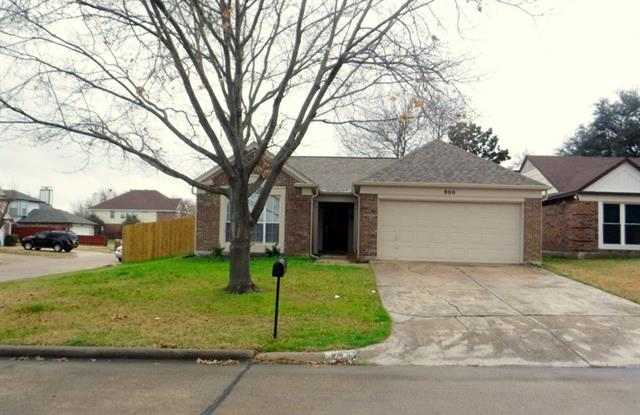 800 Bracken Place - 800 Bracken Place, Arlington, TX 76017