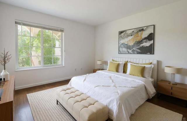 13076 Wimberly Sq Gallery 3