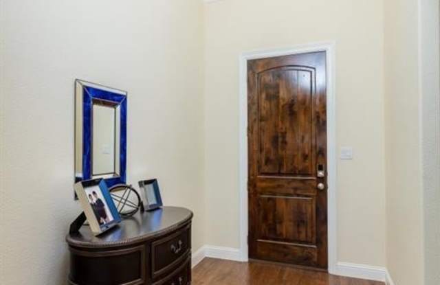 1064 Highpoint Way Gallery 4