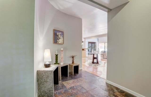 1373 Forest Drive SE Gallery 4
