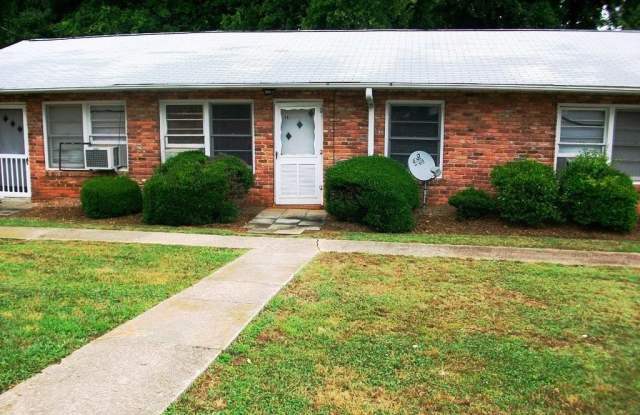 311 Old Greenville Highway unit: 8 photos photos