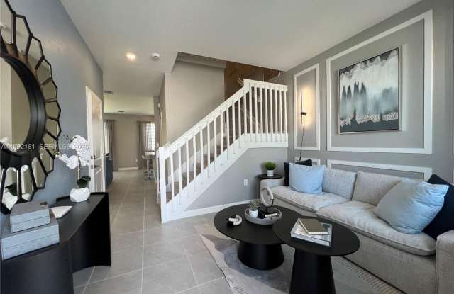 680 SE 13th Ct photos photos 680 SE 13th Ct photos photos