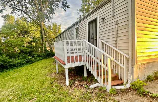 4 Bedroom 1 Bath Home Rent Gallery 3