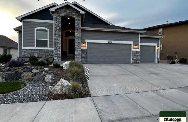 6838 Black Saddle Dr photos photos