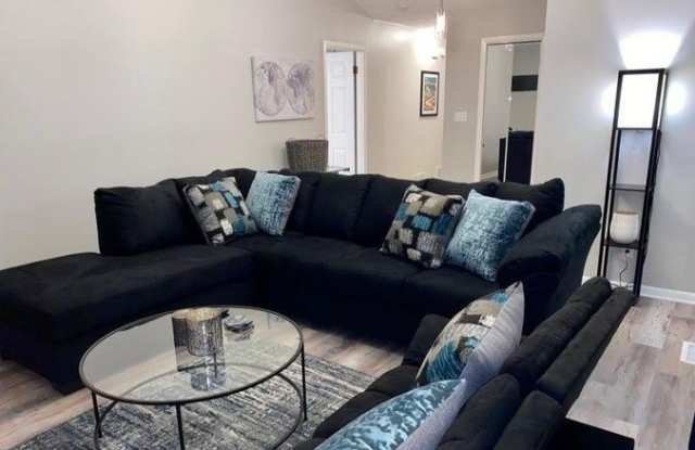 1068 SKYLARK Drive Gallery 3