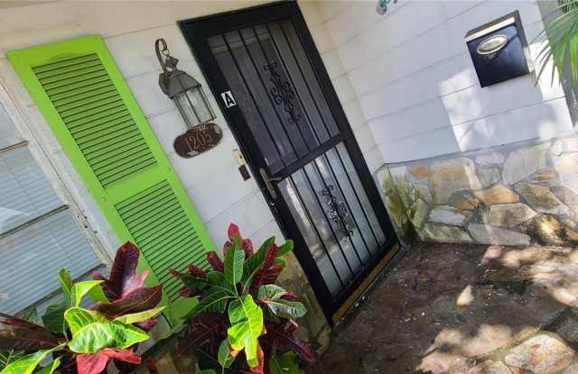1205 17TH AVENUE W - 1205 17th Avenue West, Bradenton, FL 34205