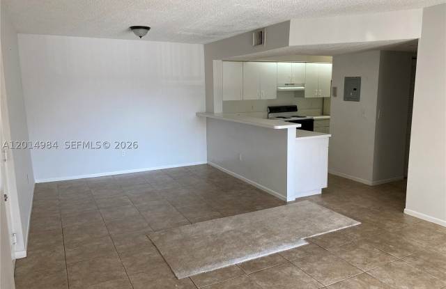 18820 NW 57th Ave Gallery 4