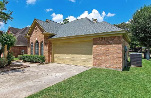 18235 Bluewater Cove Drive Gallery 4