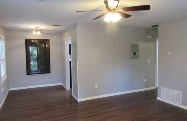 -- Gallery 3