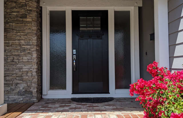 7967 Stonehurst Ct Gallery 2