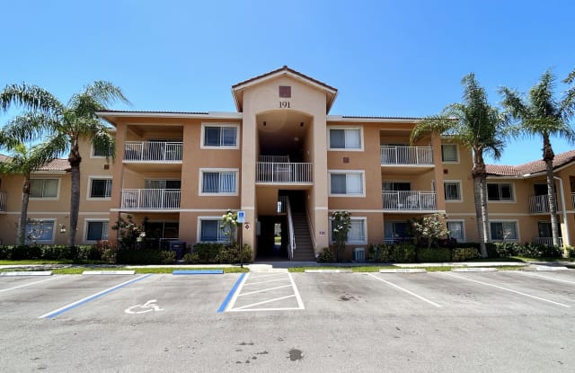 191 SW Palm Dr., Apt 103 Gallery 1