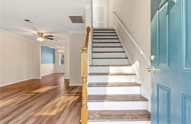 245 Winding River Drive Gallery 4