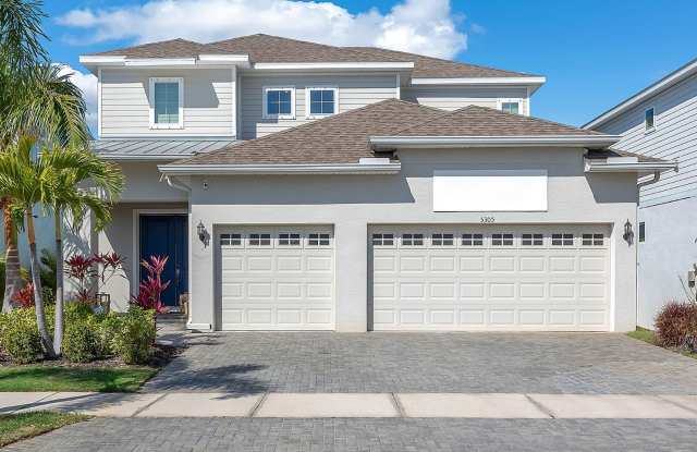 4 Bedroom 3.5 Bath Waterfront Pool Home in Gated Community photos photos