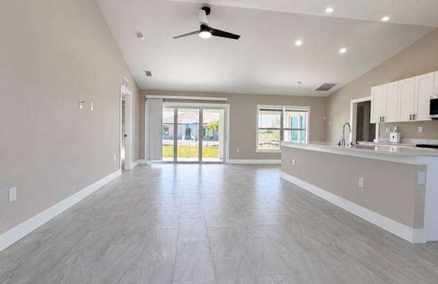 Brand-New Luxury 4-Bedroom Home – Private Mother-in-Law Suite & Modern Upgrades! Gallery 3