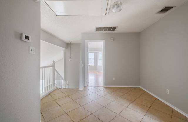 Spacious Cul-de-Sac Home Near School | 3 Bed + Office | 2.5 Bath photos photos Spacious Cul-de-Sac Home Near School | 3 Bed + Office | 2.5 Bath photos photos