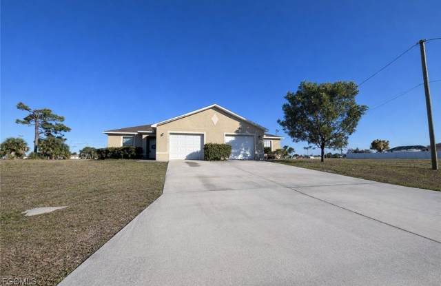 2141 SW 8th Place photos photos