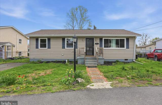 105 MARL Drive photos photos