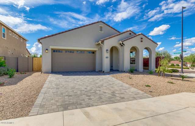 4348 S REDCLIFFE Drive Gallery 2