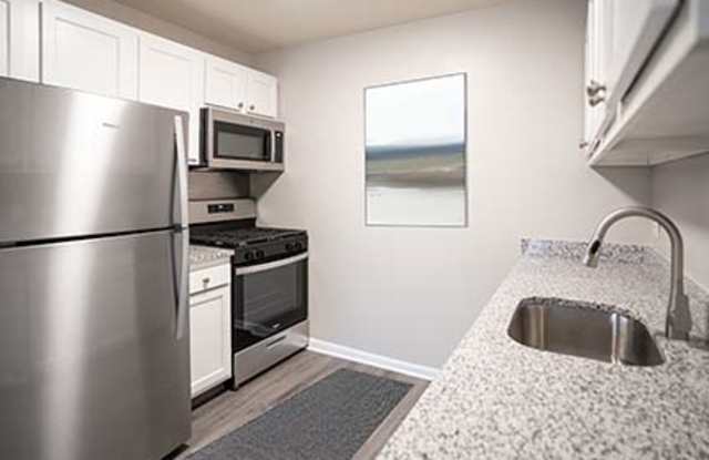 Madison Court photos photos