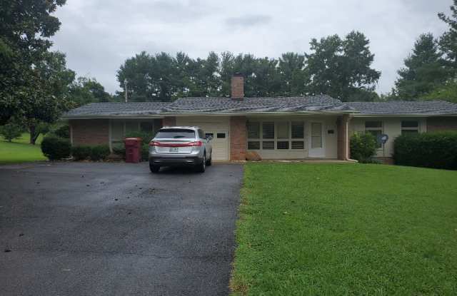 2400 Browns Mill Road photos photos