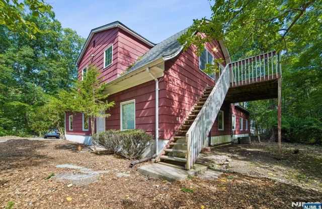 147 Kinnelon Road Gallery 1