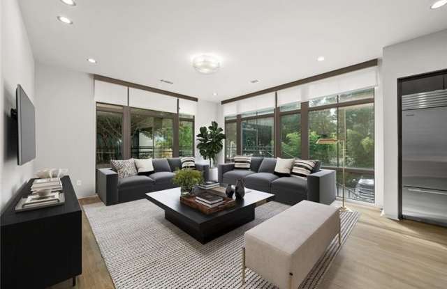 721 Longleaf Drive NE Gallery 3