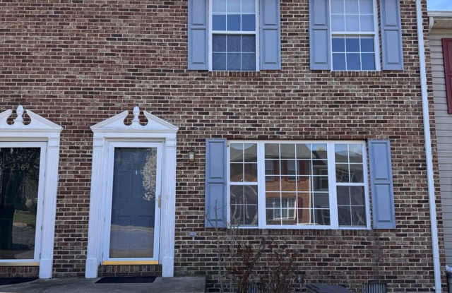 Townhouse for Rent - 2386 Breckenridge Court, Harrisonburg, VA 22801