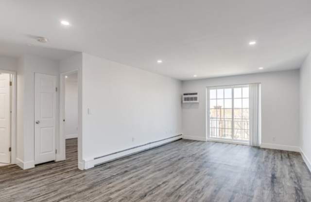 Skyline Terrace Apartments Gallery 3