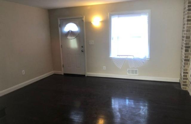 2136 Redthorn Road Gallery 3
