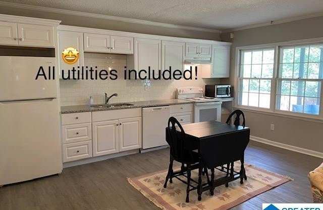 2651 SWISS LANE - 2651 Swiss Lane, Hoover, AL 35226