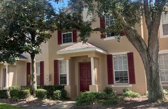 1323 Lyonshire Drive photos photos