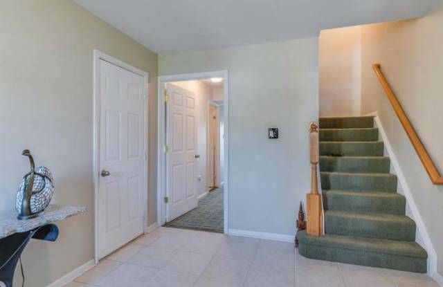 44147 Paget Terrace Gallery 2