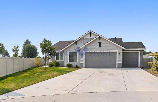 Modern Home in Star in Heirloom Ridge! Gallery 1
