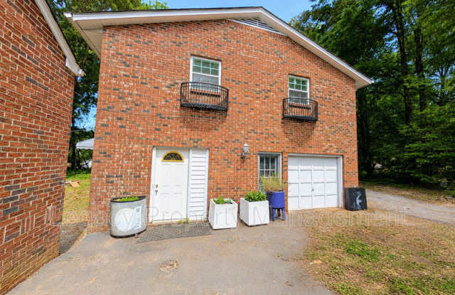 4421 Kernersville Rd (Apt) photos photos
