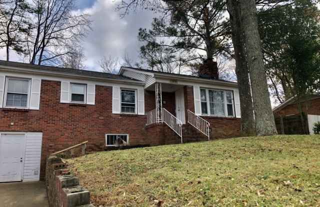 1838 Lansdale Road - 1838 Lansdale Drive, Charlotte, NC 28205
