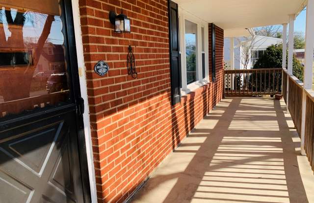 125 Hillcrest Dr Gallery 2