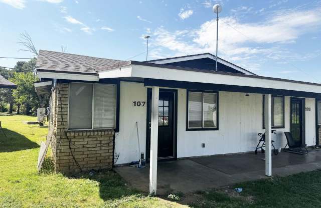 107 Logan Drive Gallery 1