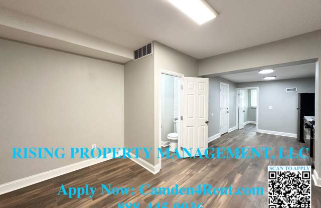 Newly Renovated 4 Bedroom 1.5 Bathroom home on a quiet block in Bergen Square. photos photos